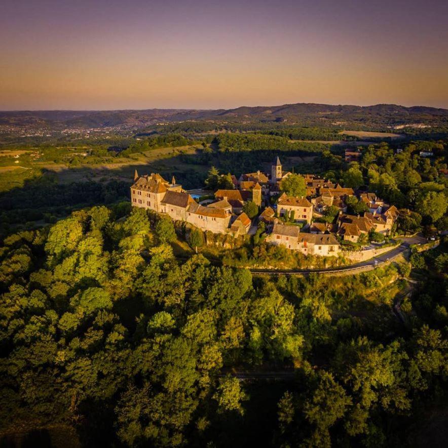 Maison Pierre Loti, Gite Historique Et Spacieux En Vallee De La Dordogne Bretenoux Eksteriør billede